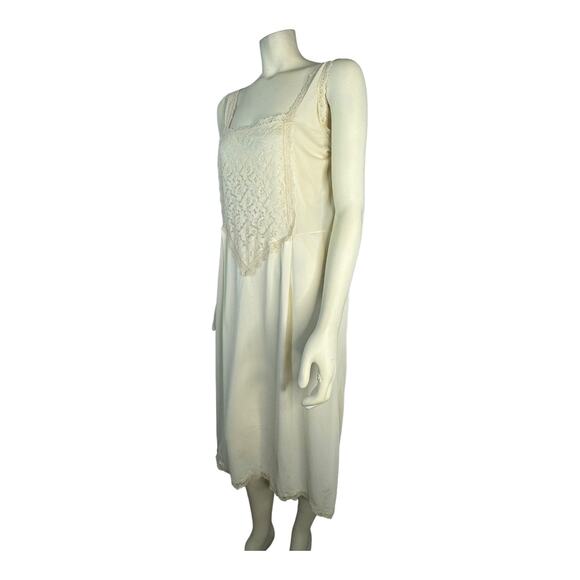 American Vintage 1960's handmade cream lace slip size medium - Picture 8 of 16